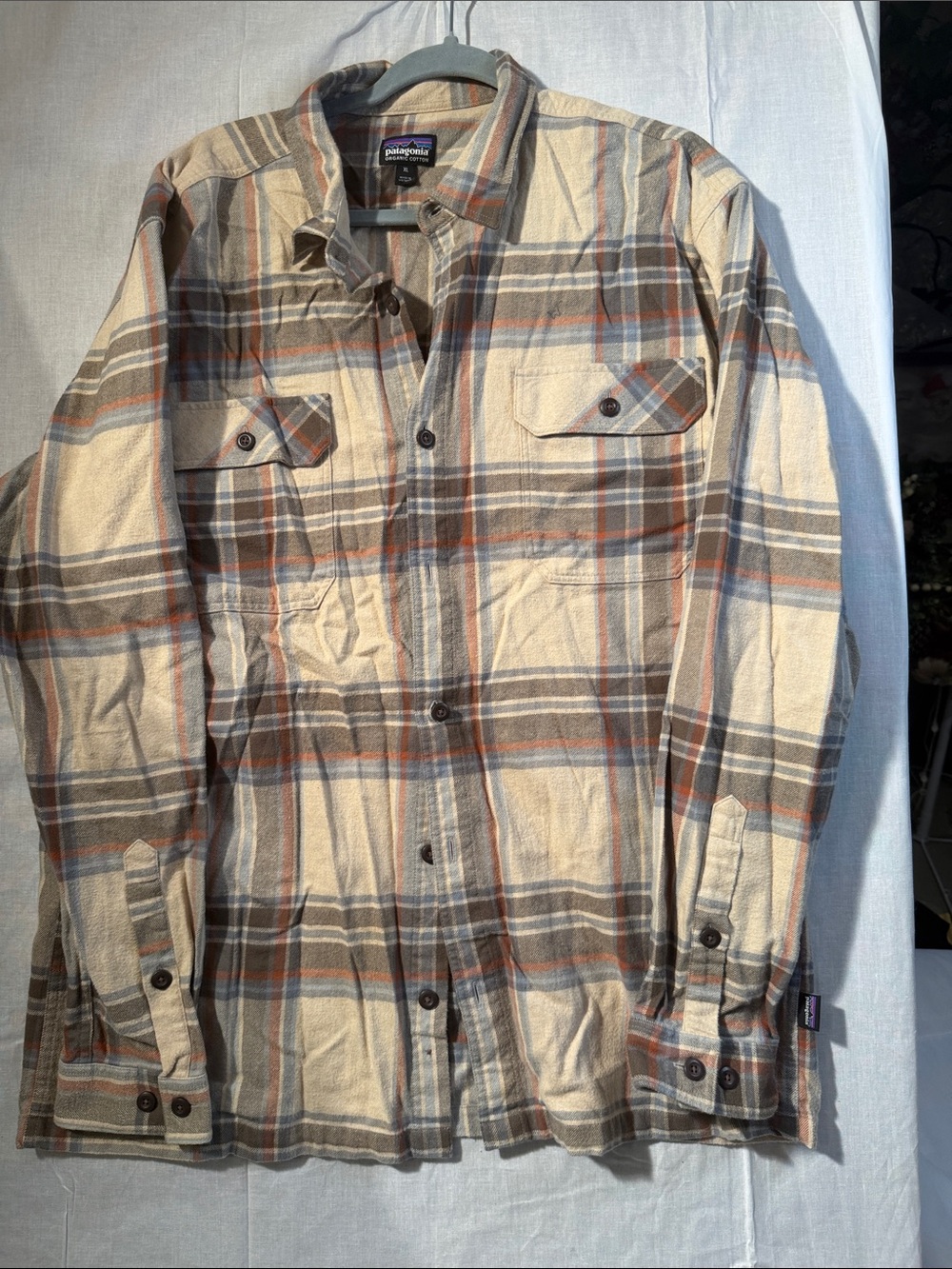 Patagonia Beige, Brown & Orange Plaid Lightweight Shirt Jacket